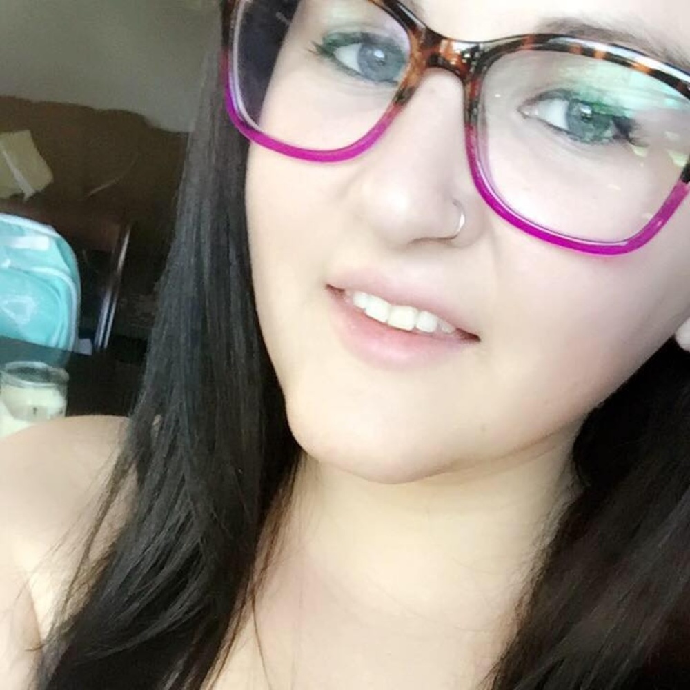 Meet your Posher, Paige